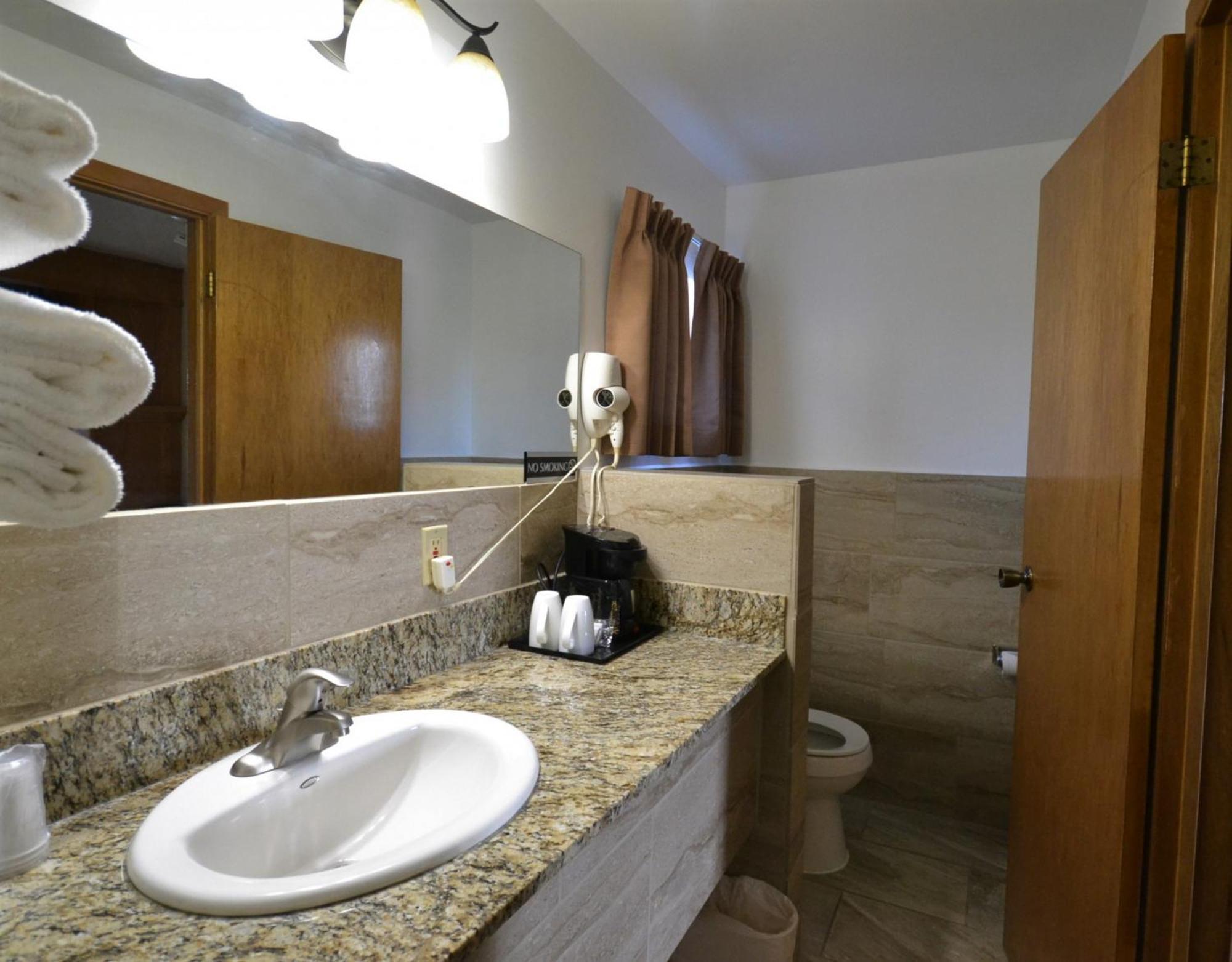 Newmarket Inn Zewnętrze zdjęcie